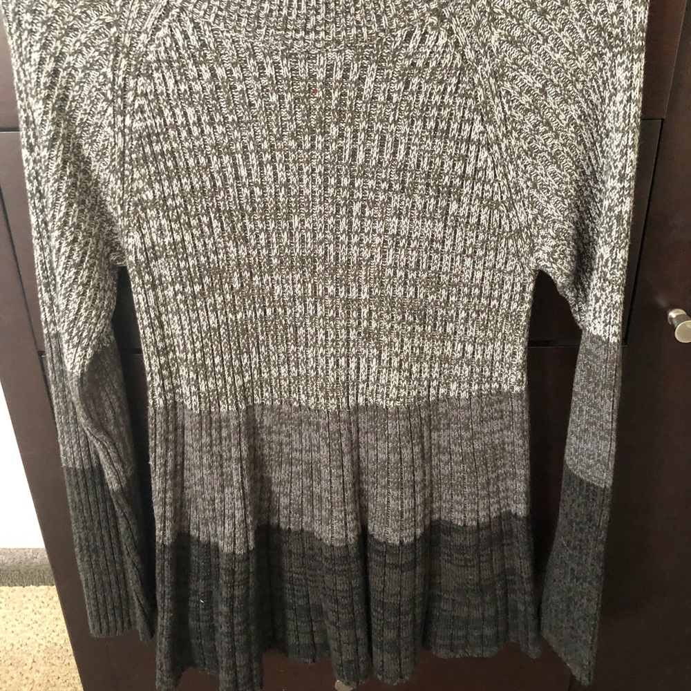 grey sweater